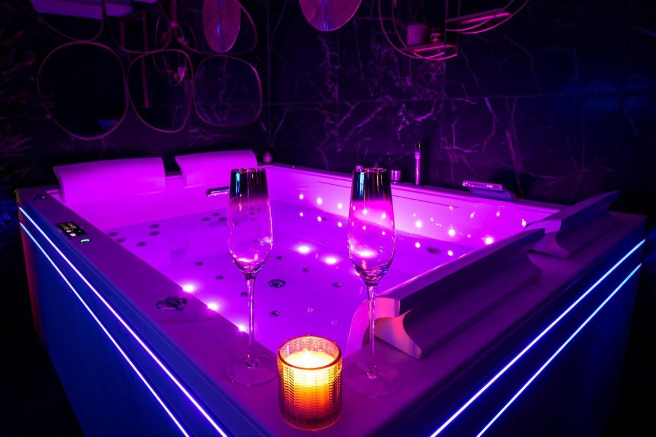 Love Room “La Nuit De Reve” Centre Historique Perpignan Dış mekan fotoğraf